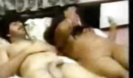 कुतिया ने दो मोटे लंड मूवी सेक्सी हिंदी में वीडियो चूसे
