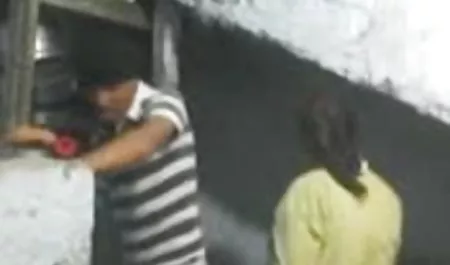 सौंदर्य कैमरे पर अपने दोस्त और प्रेमी प्रेमी सेक्सी फुल मूवी वीडियो में का लिंग लेता है