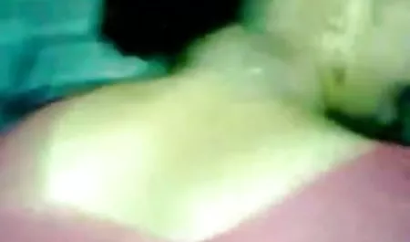 लैटिना किन्नर सेक्सी मूवी वीडियो में सेक्सी एक सुंदर आदमी fucks