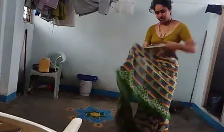 एक फोटोग्राफर के साथ गुदा में सेक्सी मूवी वीडियो में सेक्सी सेक्सी मॉडल की चुदाई