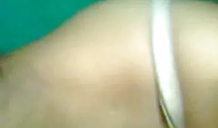 Alura jenson उसकी सौतेली बेटी हिंदी सेक्सी मूवी वीडियो में के प्रेमी को चोदता है