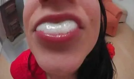 शिक्षक ने छात्र को एक blowjob का श्रेय दिया हिंदी में सेक्सी मूवी एचडी
