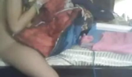 सेक्सी श्यामला ब्रांडी एनिस्टन अपनी मूवी सेक्सी हिंदी में वीडियो बेटी के दोस्त द्वारा गड़बड़ हो जाती है