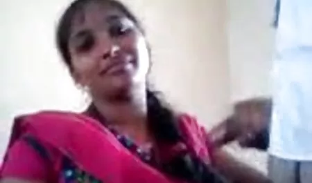 यार एक बड़ा डिक पर हिंदी में फुल सेक्स मूवी एक बिंदु डालता है और अपने छोटे हस्तमैथुन करता है