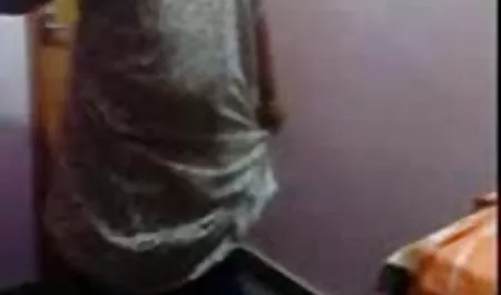 भावुक शैतान स्ट्रैपआन उसे कामुक समलैंगिक sluts के anals एचडी सेक्सी मूवी हिंदी में fucks