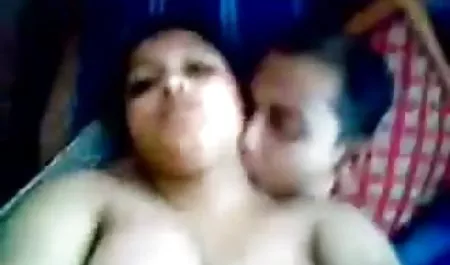 यंग सेक्सी फुल मूवी वीडियो में बेब जिया पेज हरा मुंडा के साथ उसकी मुंडा बिल्ली