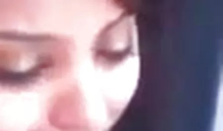 जानेमन एक काले सदस्य सेक्सी वीडियो हिंदी मूवी में के लिए दोनों छेद खोलता है