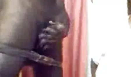 सख्त मालकिन सेक्सी वीडियो एचडी मूवी हिंदी में एलेना एक शरारती गुलाम को लाती है