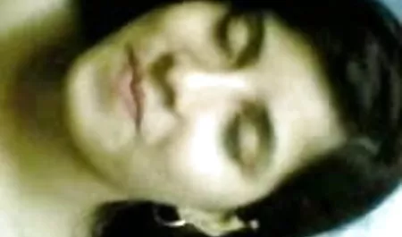 चिक पेंट्स मैरीगोल्ड्स और फुल सेक्सी फिल्म वीडियो में लेस्बियन लेस्बियन सेक्स