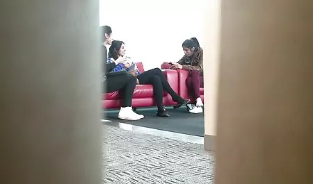 लड़की अपने प्रेमी को चूसती सेक्सी मूवी एचडी में है