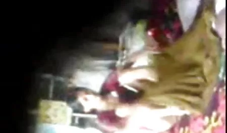 एक युवा, busty एशियाई उसे सहपाठी के लिए सेक्सी मूवी हिंदी में फुल एचडी उसकी प्यारे योनी को दिखाता है, और एक दोस्त उसके निपल्स को अपने मुर्गा के सिर के साथ सहलाता है और उसके चेहरे पर समाप्त होता है