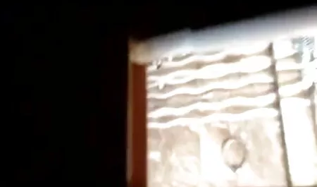यार एक बिंदु सेक्सी में हिंदी मूवी में एक युवा emochka बेकार है