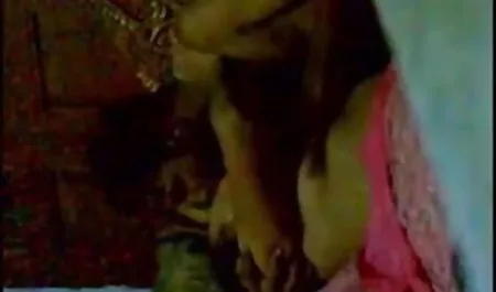 अद्भुत श्यामला उंगलियों सेक्सी वीडियो में हिंदी मूवी दुलार गुदा