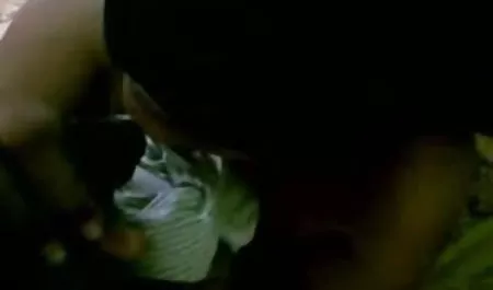 हिपस्टर हार्ड ने एक रेडहेड लड़की को उसके मुंह सेक्सी एचडी मूवी हिंदी में और चूत में पिगल्स के साथ चोदा
