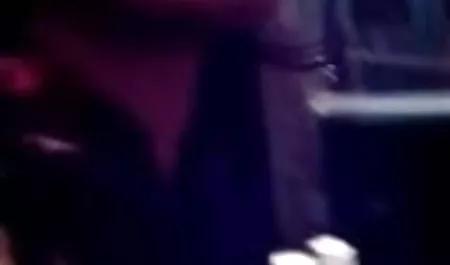 परिपक्व, busty गोरा ग्राहक को डिक चूसा हिंदी सेक्सी फुल मूवी एचडी में