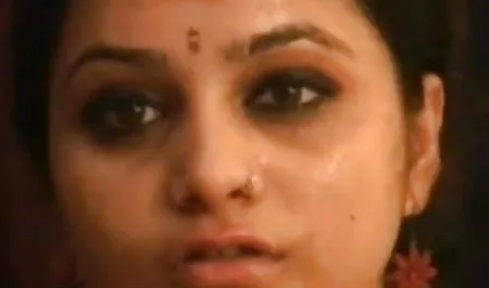 एलिसन किल्गोर ने दो काले लंड हिंदी में फुल सेक्सी मूवी से चुदाई की