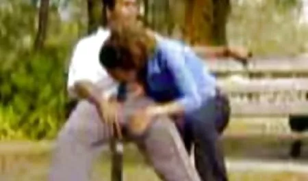 काले मोज़ा में प्यारा फूहड़ हिंदी में सेक्सी फुल मूवी सह निगल