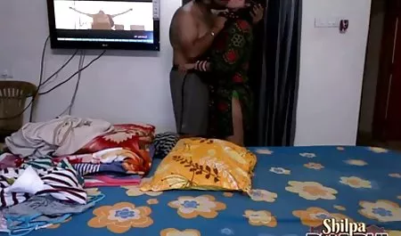 एक पतली श्यामला और एक सेक्सी फिल्म फुल एचडी में गर्म पड़ोसी के साथ सहज गुदा सेक्स