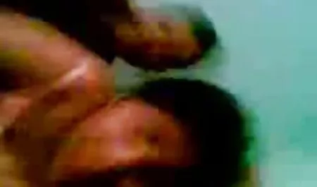 सुंदर कुतिया बाथरूम में एक आदमी के साथ मज़ा आ रहा है हिंदी फिल्म सेक्सी एचडी में