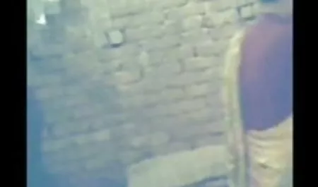 टेंडर किन्नर एक जवान लड़की को चूत हिंदी में सेक्सी मूवी एचडी और गुदा में चोदता है