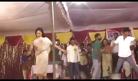 मोज़ा में एशियाई गुदा गड़बड़ हो बाथरूम में सेक्सी मूवी जाता है