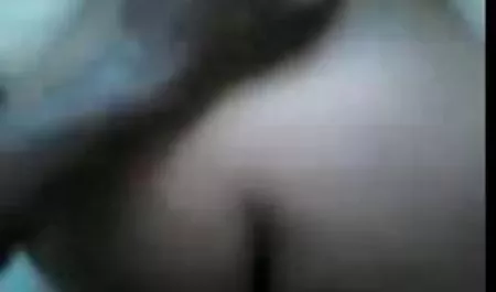 एक आदमी अपनी नौकरानी को चोदता है, अचानक उसकी पत्नी अंदर आती है और एक कांड शुरू कर देती है। वह उसे एक त्रिगुट के लिए राजी करता सेक्सी वीडियो एचडी मूवी हिंदी में है, जो कुतिया के खिलाफ नहीं है, लेकिन एक शर्त के साथ, सभी शुक्राणु उसके पास जाएंगे