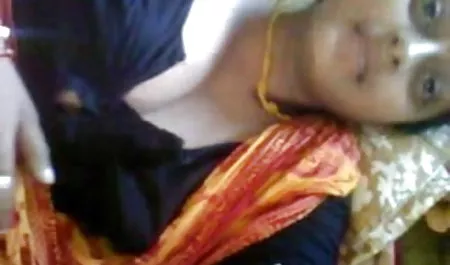 सेक्स के बाद भूखे गोरा को क्रीमपाइ इंग्लिश में सेक्सी मूवी मिलती है