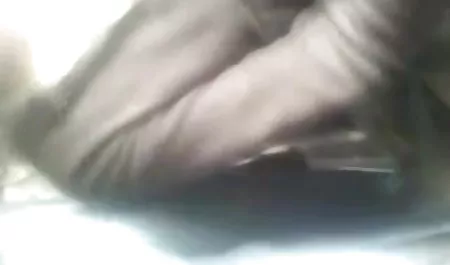 नर ने अलीना क्रॉफ्ट को पैंटी सूँघी और एक बड़े हिंदी में सेक्सी फुल मूवी मुर्गा के साथ उसकी चूत में डुबकी लगाई