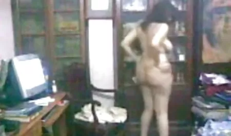 गोरा एक गुलाबी थरथानेवाला के साउथ में मूवी सेक्सी साथ उसे गधा गुदगुदी