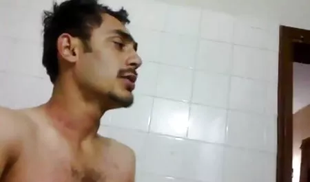 मुझे आपका पहनावा पसंद है और मैं आपकी चूत को चोदना चाहता हूँ सेक्सी फिल्म फुल एचडी में सेक्सी फिल्म