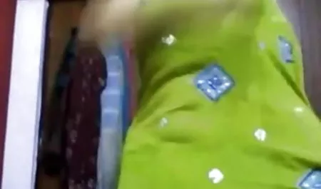एक आदमी के साथ टैटू bitches बकवास एचडी सेक्सी मूवी हिंदी में