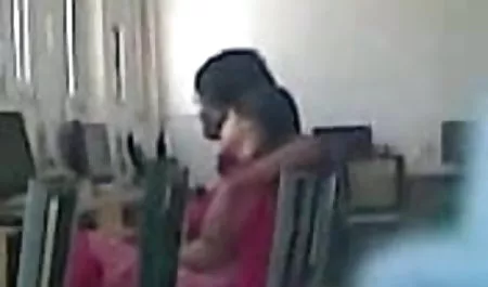 तीन समलैंगिक पुरुष एक लोकोमोटिव की सेक्स की मूवी हिंदी में व्यवस्था करते हैं