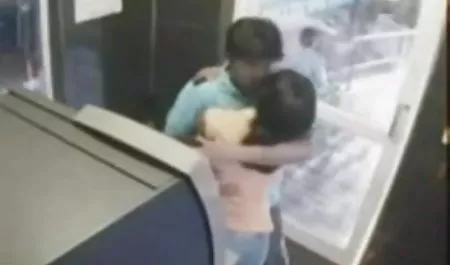 मोटी औरत एक काला डिक सेक्सी मूवी एचडी में भूनती है