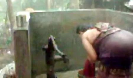 काले आदमी को दोस्त का लंड चूसना बहुत पसंद सेक्सी मूवी दिखाइए हिंदी में है