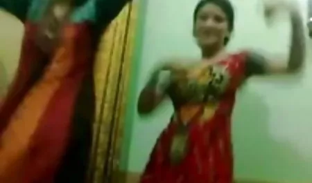 परिपक्व busty सोन्या लिंग सेक्सी मूवी फिल्म हिंदी में की मालिश करता है और इसे चूसता है