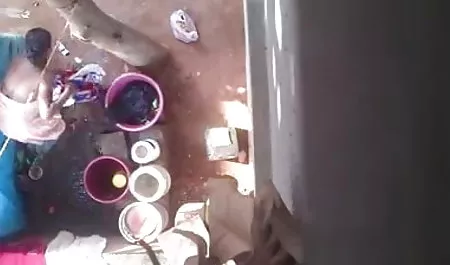दो हिंदी में फुल सेक्सी फिल्म चिंतित दोस्तों ने घर में एक वेश्या कहा