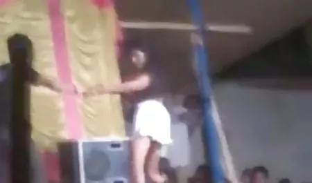 संचिका नौकरानी एंजेला व्हाइट एक जवान आदमी द्वारा गड़बड़ हो जाता सेक्सी मूवी हिंदी में वीडियो है