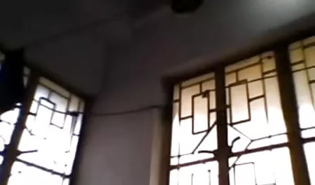  युवा कुतिया ने सेक्सी मूवी हिंदी में सेक्सी मूवी उसके हाथों से अपनी बात खोली और तंग गुदा में गड़बड़ हो गई