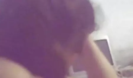 एक लाल बालों वाली यौन फुल मूवी वीडियो में सेक्सी जानवर के एक संकीर्ण गुदा में गहरी पैठ