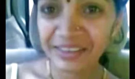 लड़की वास्तव में सेक्स नहीं करना चाहती मूवी सेक्सी हिंदी में वीडियो है, लेकिन लड़का उसके अंत में खड़ा है
