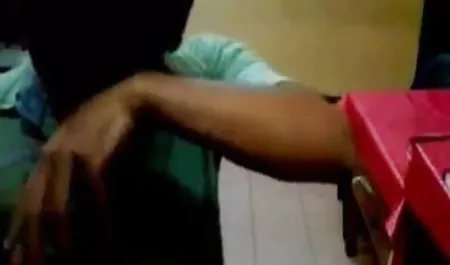नाइजर सेक्सी फिल्म फुल एचडी में सेक्सी फिल्म fucks गोरा एक सुतली पर फैला