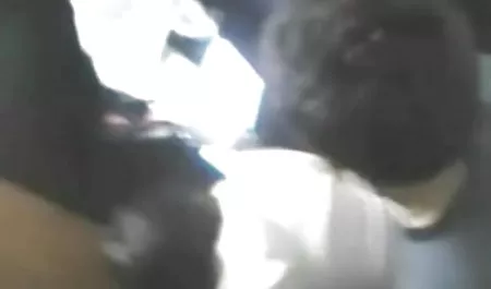 दो लंपट पुरुष सेक्सी वीडियो मूवी हिंदी में और एक श्यामला की दोहरी कड़ी पैठ