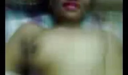 सेक्सी बेब जीना फुल मूवी वीडियो में सेक्सी वेलेंटीना ने अपने परिपक्व सौतेले पिता को भावुक रूप से बकवास किया