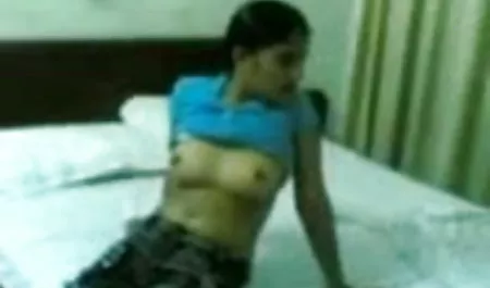 सुंदर किन्नर गधे में एक आदमी गड़बड़ हिंदी सेक्सी मूवी वीडियो में