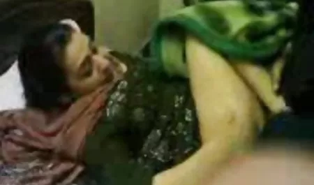 टैटू आदमी अपने सेक्सी मूवी फुल एचडी हिंदी में बड़े डिक छूत