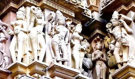 रेडहेड बॉस हिंदी में सेक्सी मूवी वीडियो में ने कर्मचारी को घर पर बुलाया