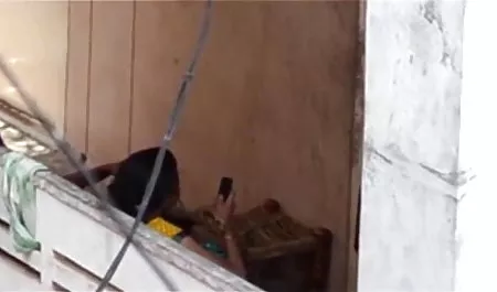 नए साल की पार्टी के बाद गिना सेक्सी फुल मूवी वीडियो में और एला के साथ थ्रीसम