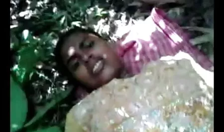सुंदरता का मुंह गला हुआ सेक्सी फिल्म फुल एचडी में सेक्सी फिल्म है, उसके हाथ हथकड़ीदार हैं, और पोशाक ठाठ गधा और शानदार स्तन नहीं छिपाते हैं
