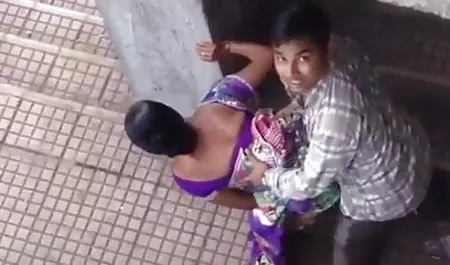 रूसी छात्र गुरुत्वाकर्षण द्वारा उसके सेक्सी वीडियो मूवी हिंदी में गुदा को हस्तमैथुन करता है