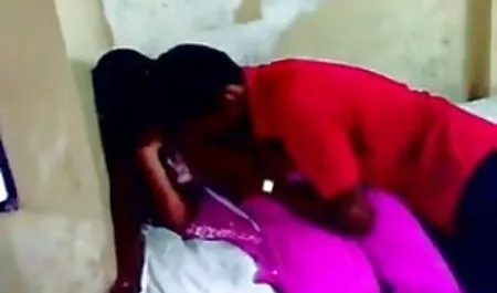 सींग का बना गोरा हिंदी सेक्सी मूवी वीडियो में गुदा सेक्स